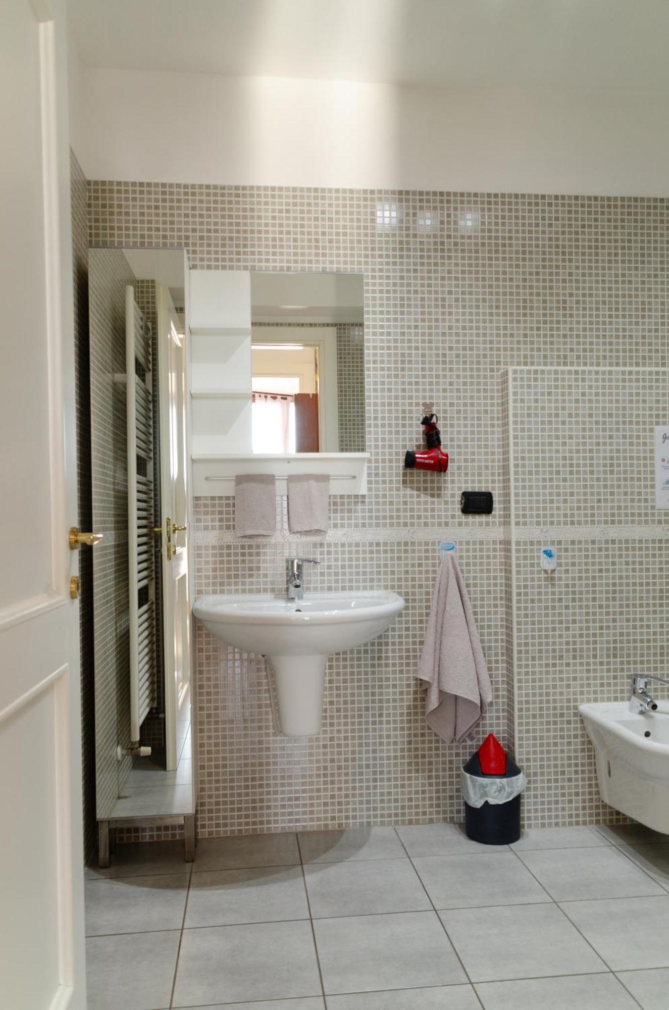 Maison Valerio - Con Vista E Parcheggio Privato Ad Ferienhaus *